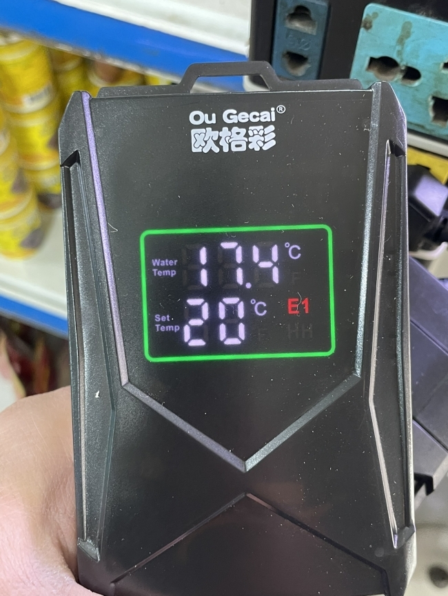 Sưởi bể cá cảnh HZ Q6 Ou Gecai – Giải pháp kiểm soát nhiệt độ thông minh cho bể cá cảnh 1200W
