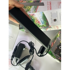 Đèn Chihiros Universal RGB Nano 20 – Giải pháp ánh sáng “nano” đỉnh cao cho hồ thủy sinh nhỏ