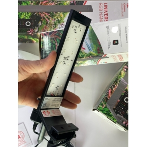 Đèn Chihiros Universal RGB Nano 20 – Giải pháp ánh sáng “nano” đỉnh cao cho hồ thủy sinh nhỏ